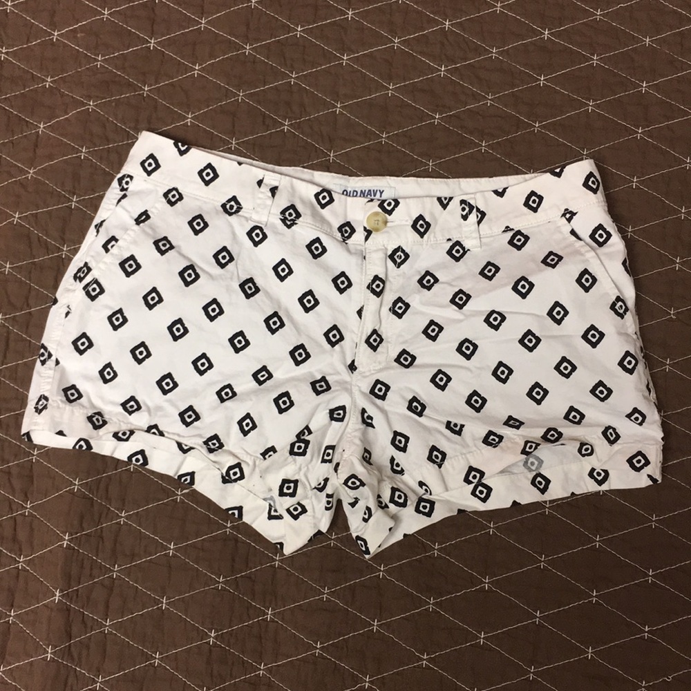 Old Navy size 8 shorts